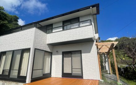 【南城市佐敷・ウッドデッキ工事】綺麗なウッドデッキで幸せ空間づくり♫